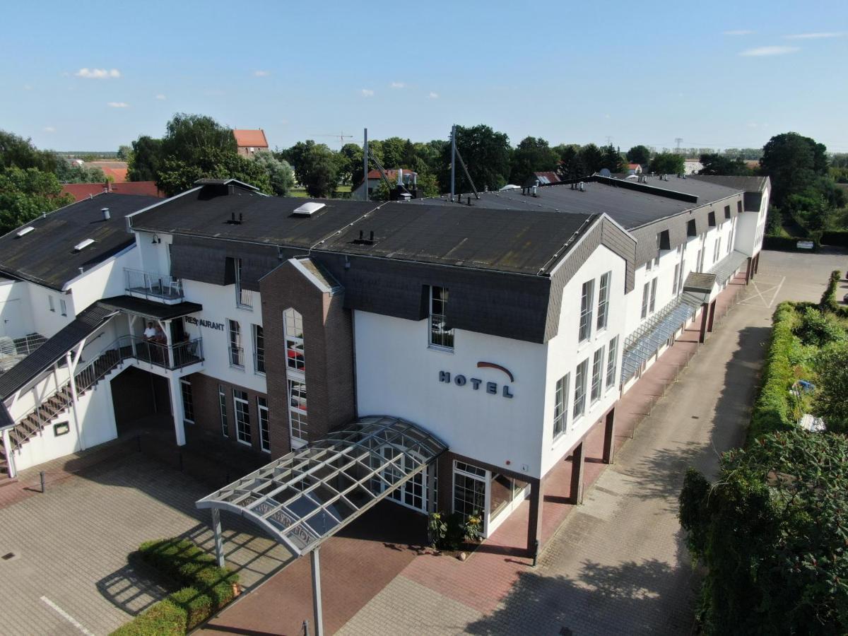 Hotel Lindenberger Hof Ahrensfelde Exterior foto